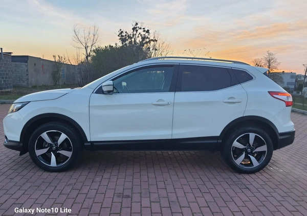 Nissan Qashqai cena 60999 przebieg: 45298, rok produkcji 2017 z Słupca małe 254
